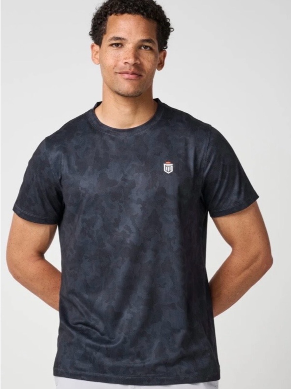2 Greatness Wins Men's Navy and Gray Camouflage Short-Sleeve Crew Tees